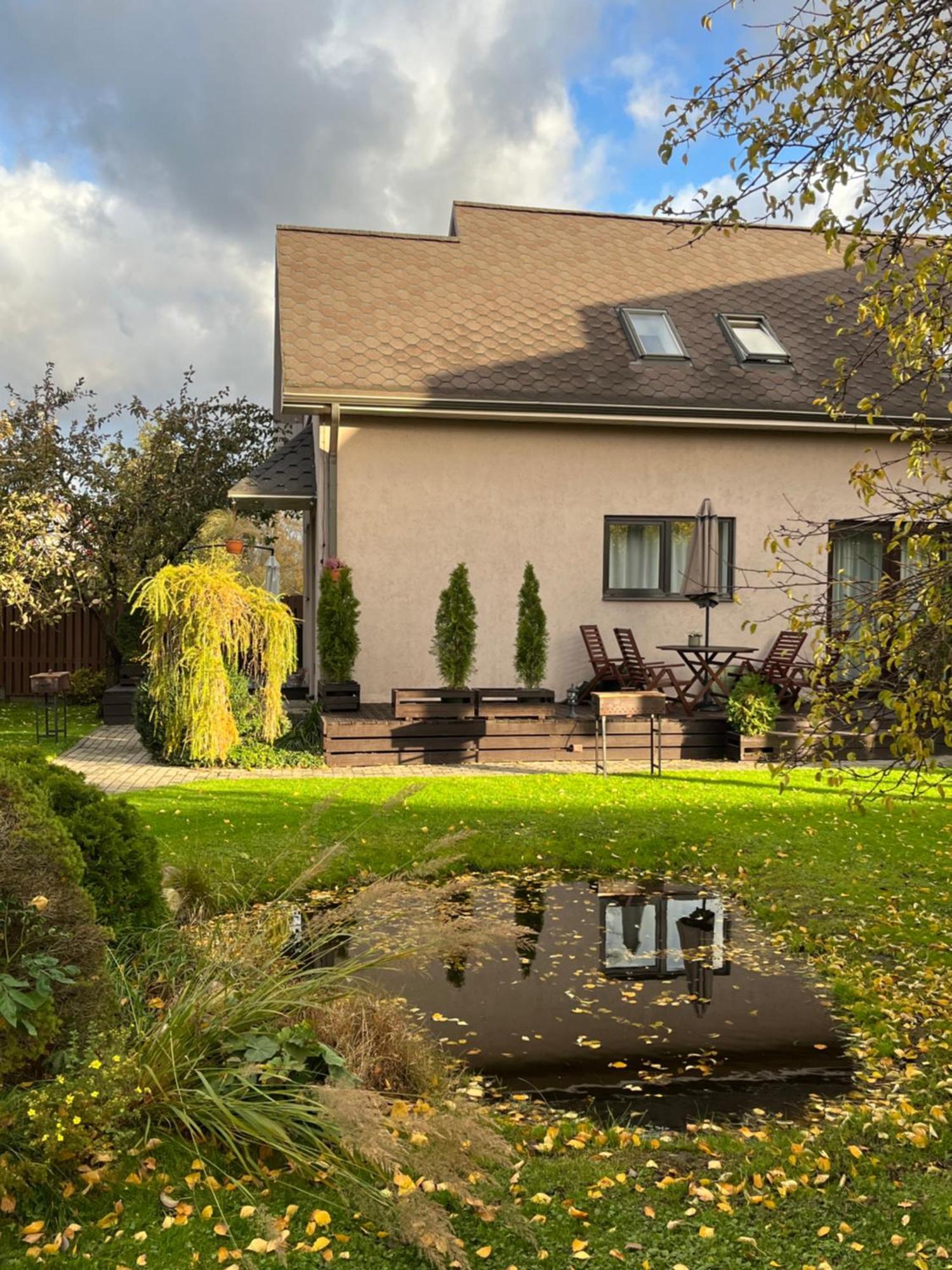 Family House Apartments Salacgrīva Exterior foto